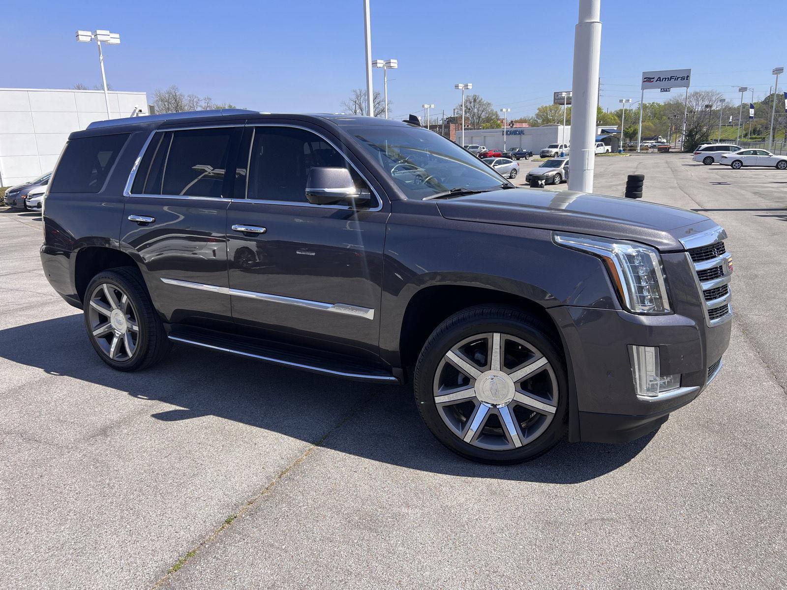 2017 Cadillac Escalade Luxury RWD