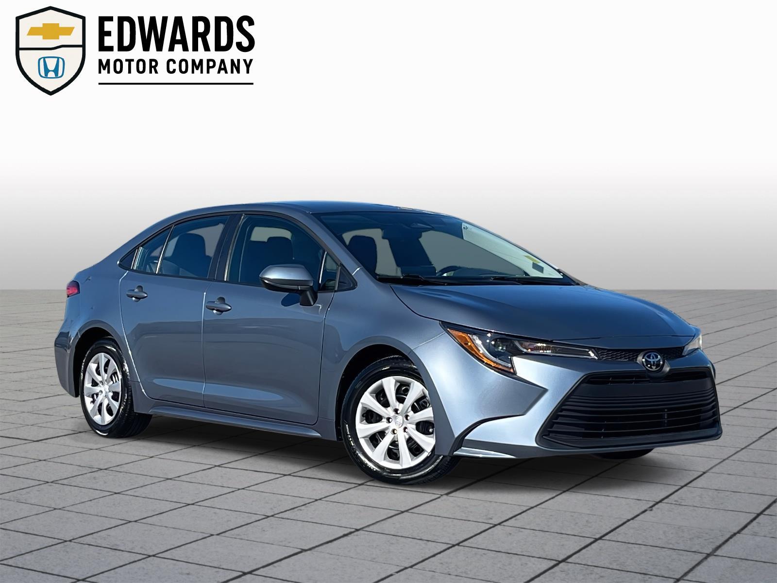 2025 Toyota Corolla LE FWD