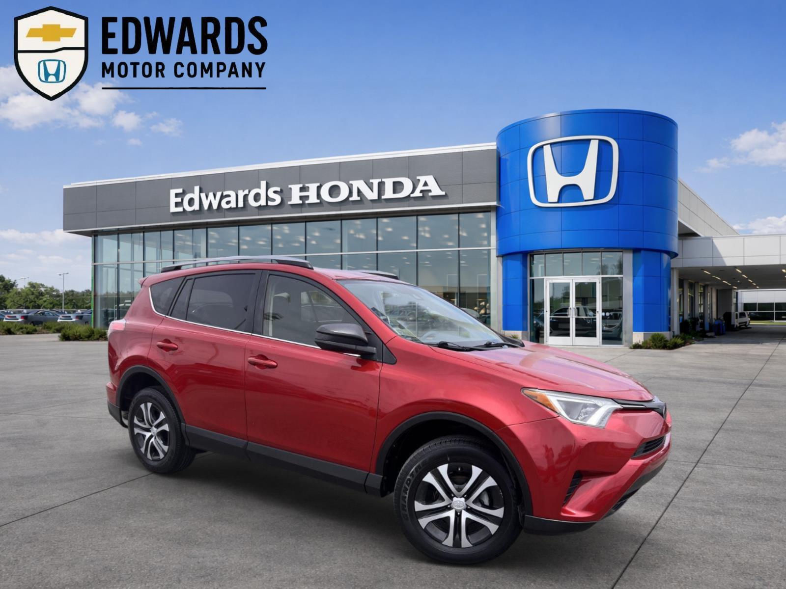 Barcelona Red Metallic 2017 Toyota RAV4 LE SUV / Crossover Front-Wheel Drive Automatic