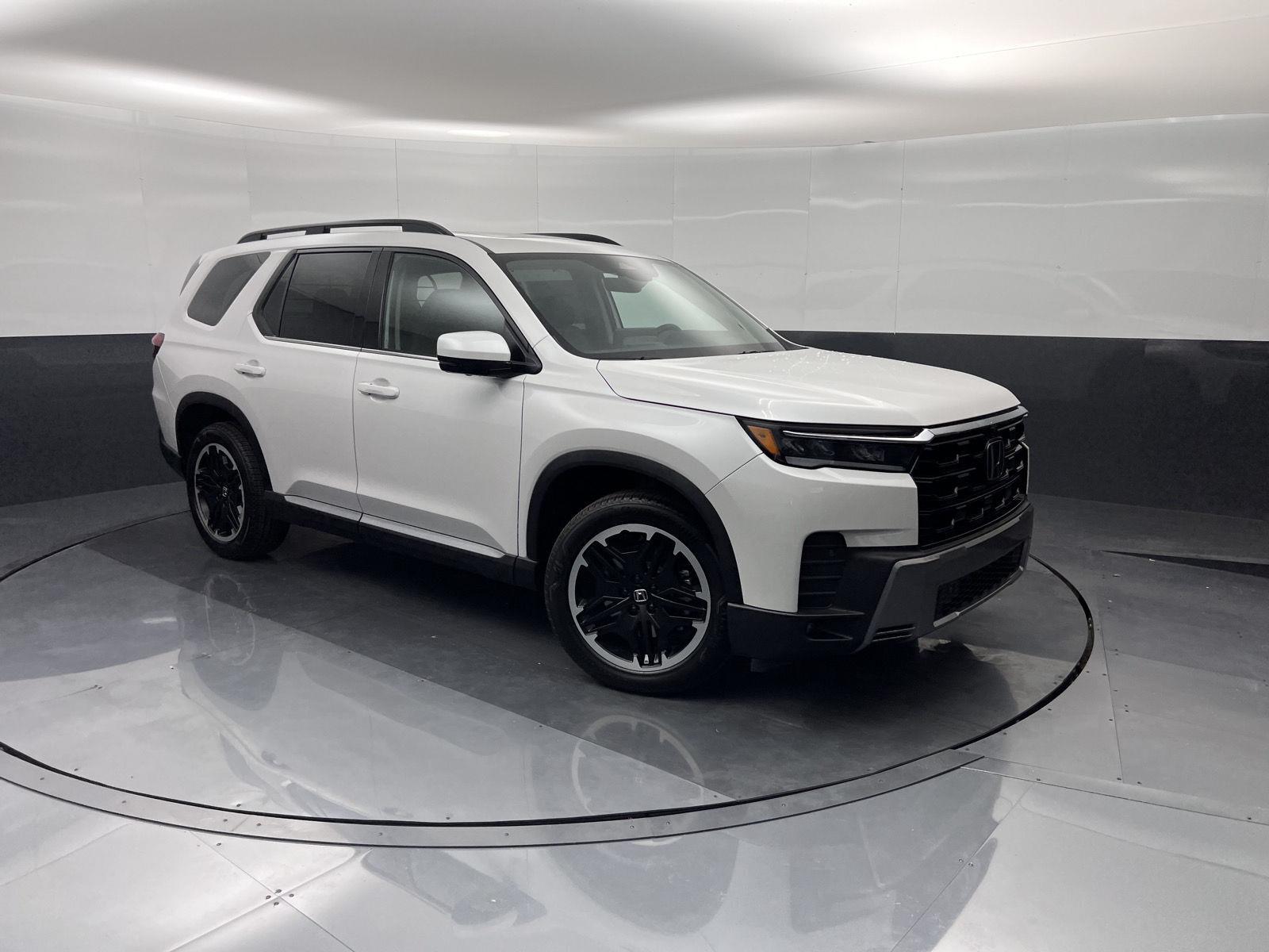 Platinum White Pearl 2026 Honda Pilot SUV / Crossover All-Wheel Drive Automatic