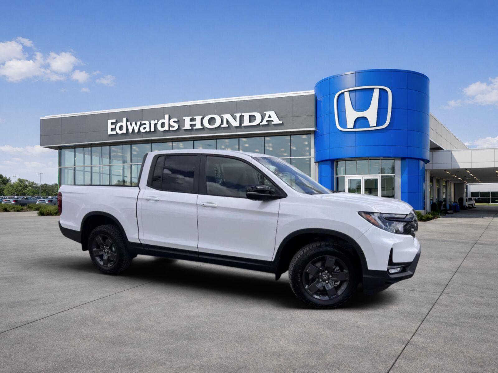 Platinum White Pearl 2026 Honda Ridgeline Pickup Truck All-Wheel Drive Automatic