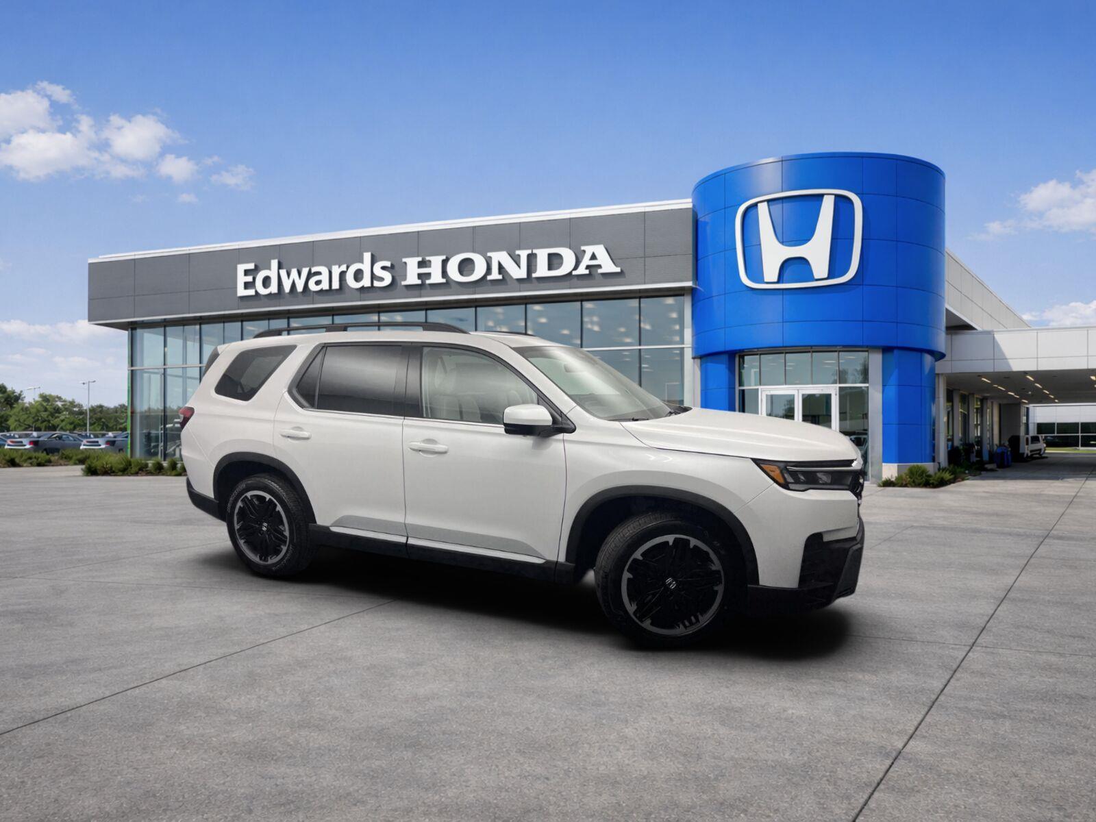Gray (NH-883PX/PLATINUM) 2026 Honda Pilot SUV / Crossover All-Wheel Drive Automatic