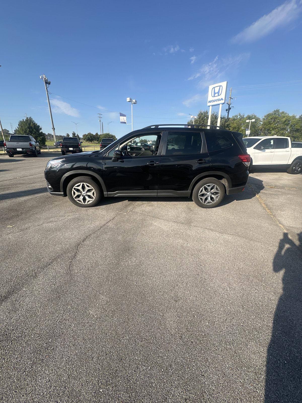 Crystal Black Silica 2023 Subaru Forester SUV / Crossover All-Wheel Drive Continuously Variable Transmission