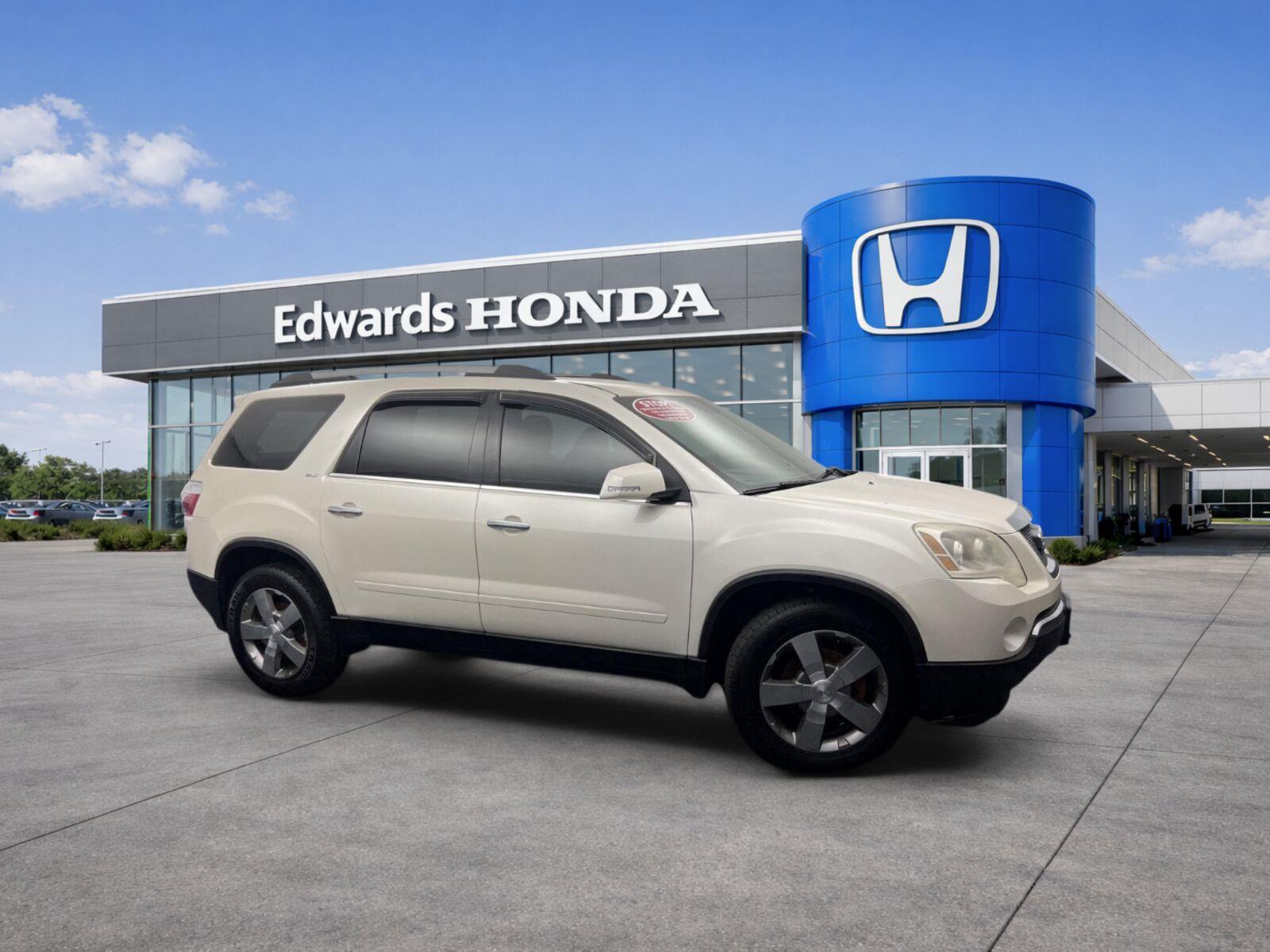 White Diamond Tricoat 2012 GMC Acadia SUV / Crossover Front-Wheel Drive 6-Speed Automatic