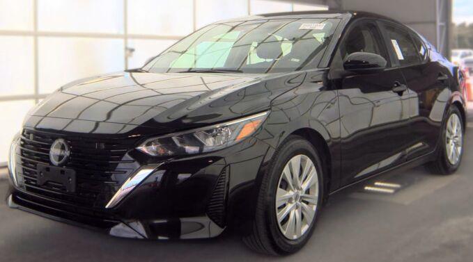 2024 Nissan Sentra Negro (Super Black) Sedán Tracción delantera Transmisión variable continua