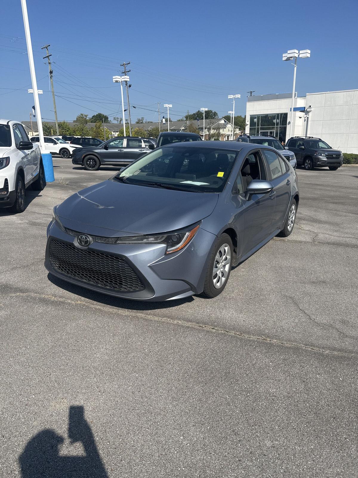  2020 Toyota Corolla LE FWD   