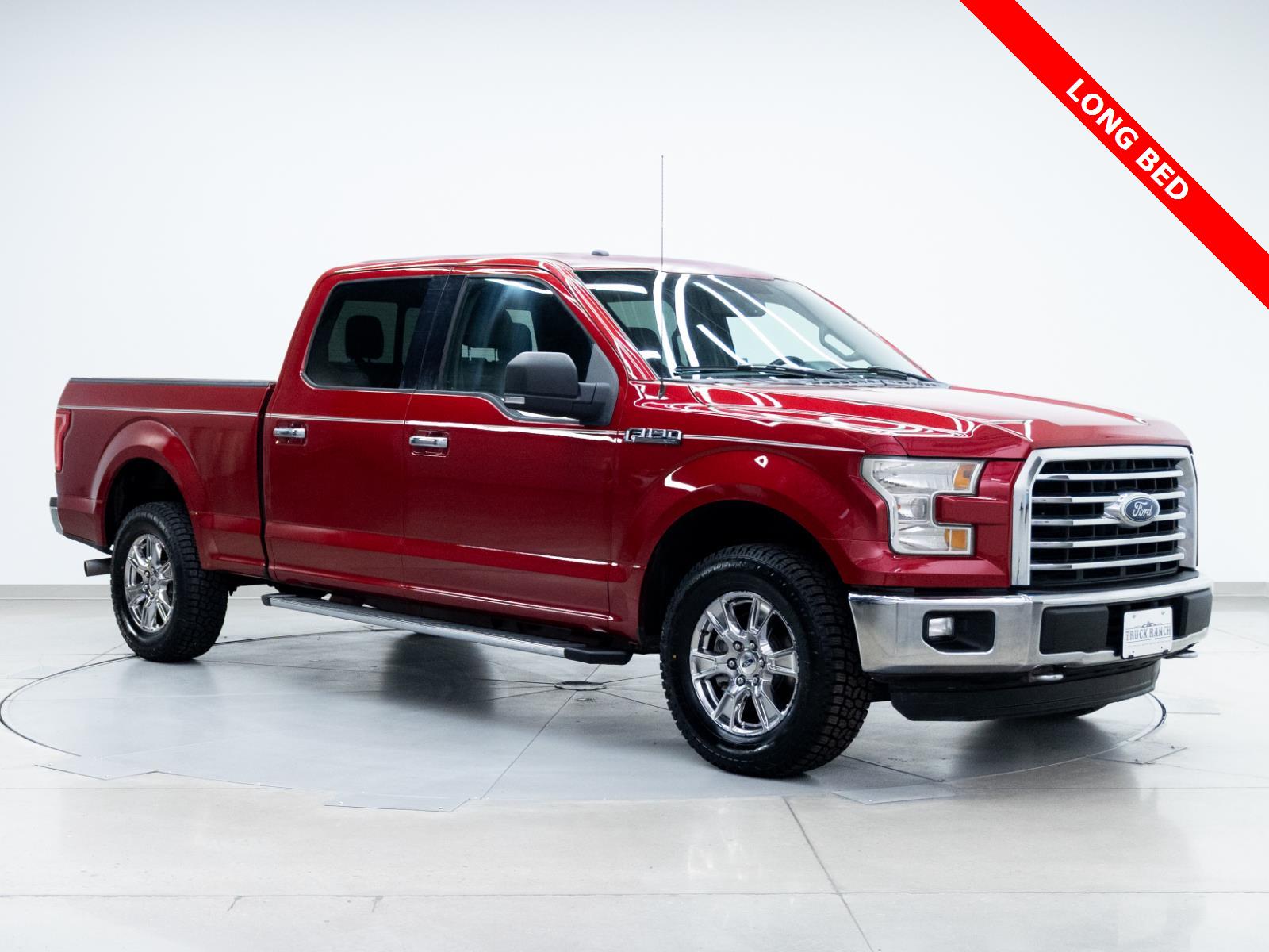 Ruby Red Metallic Tinted Clearcoat 2016 Ford F-150 XLT SuperCrew LB 4WD Pickup Truck Four-Wheel Drive 6-Speed Automatic