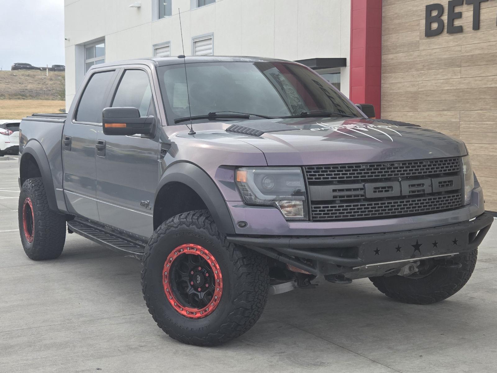 Tuxedo Black Metallic 2014 Ford F-150 SVT Raptor SuperCrew 4WD Pickup Truck Four-Wheel Drive 6-Speed Automatic