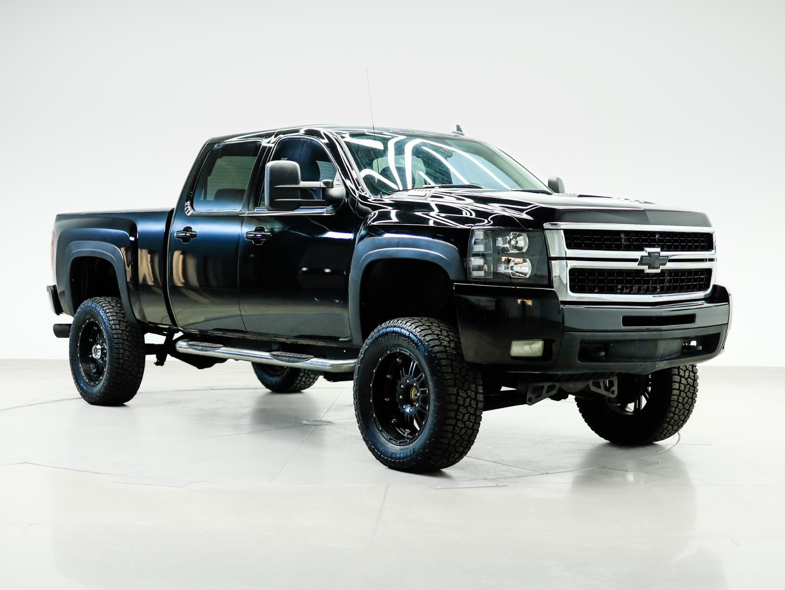 2008 Chevrolet Silverado 2500HD LTZ Crew Cab 4WD