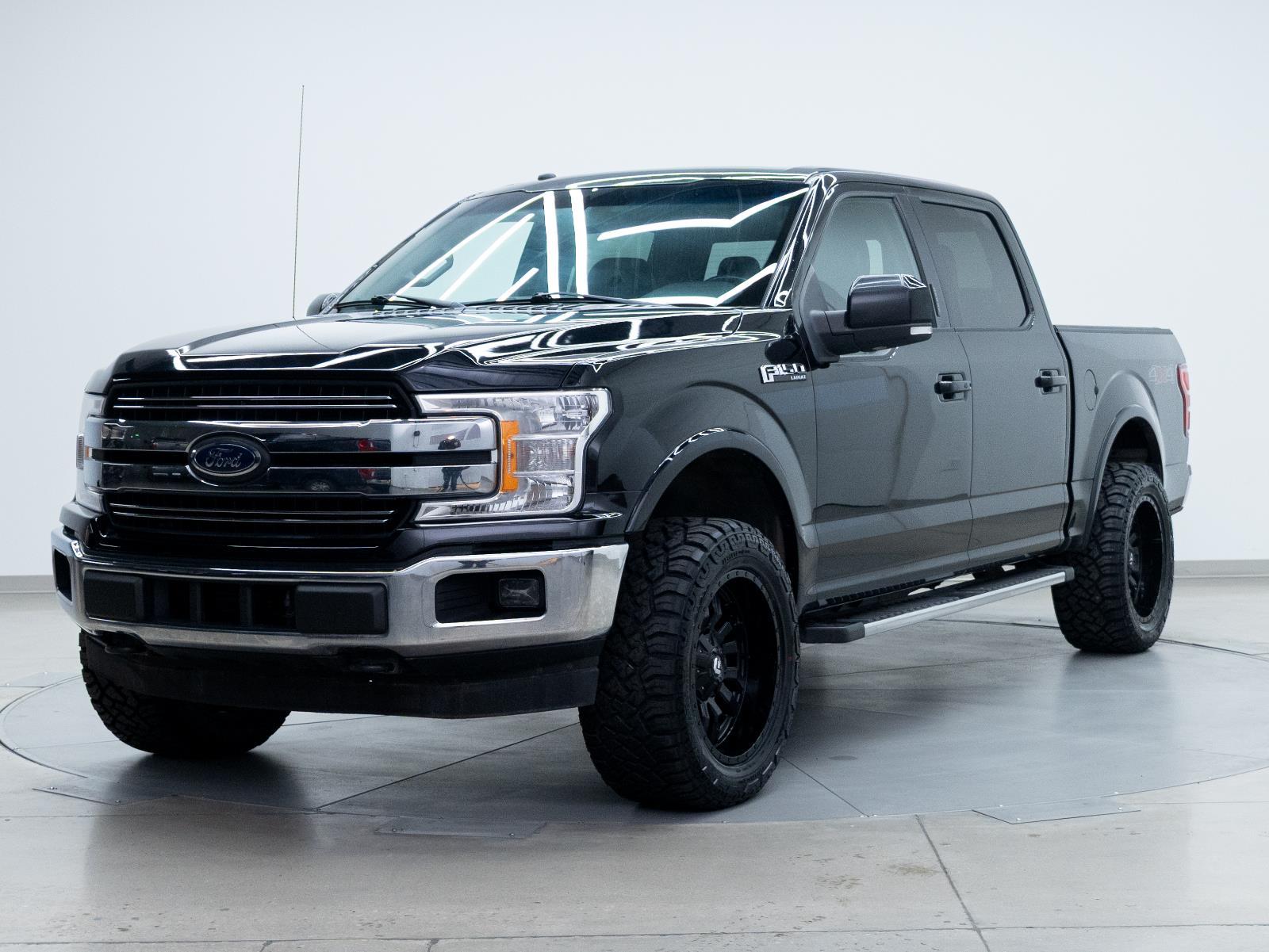 View vehicle photo 3