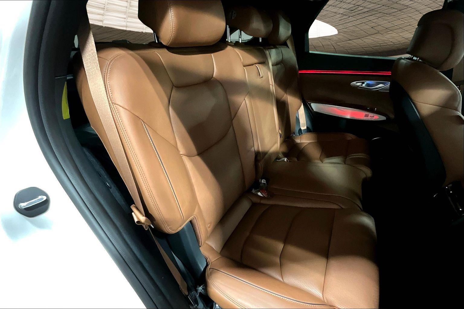 2026 Genesis GV70 2.5T Select photo 21
