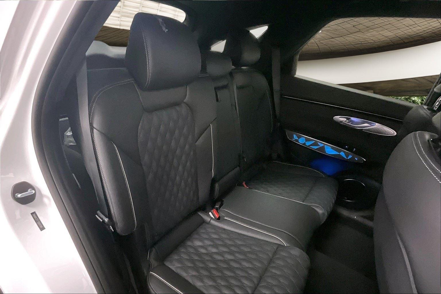 2026 Genesis GV70 2.5T Select photo 33