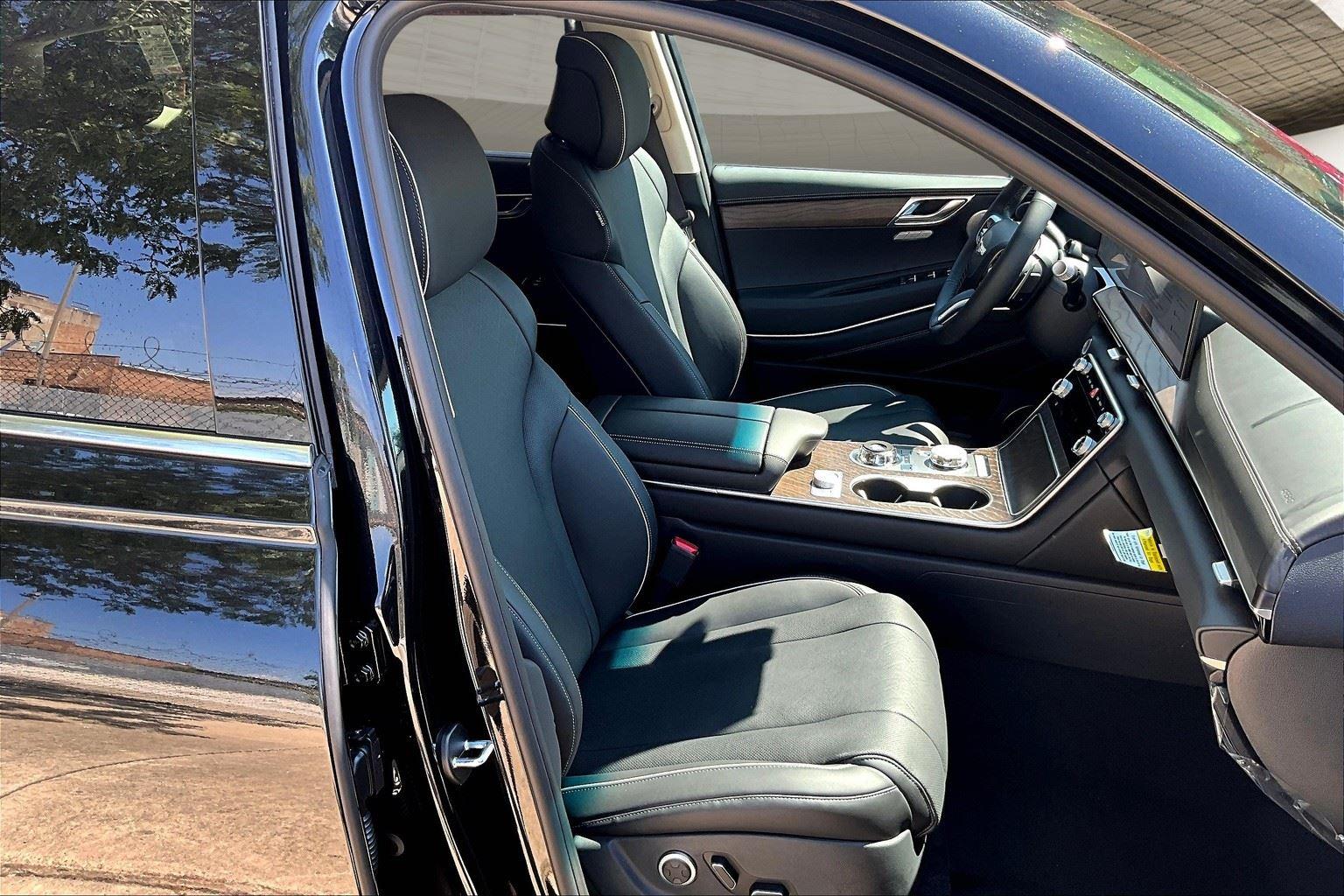 2025 Genesis GV80 3.5T Prestige photo 29