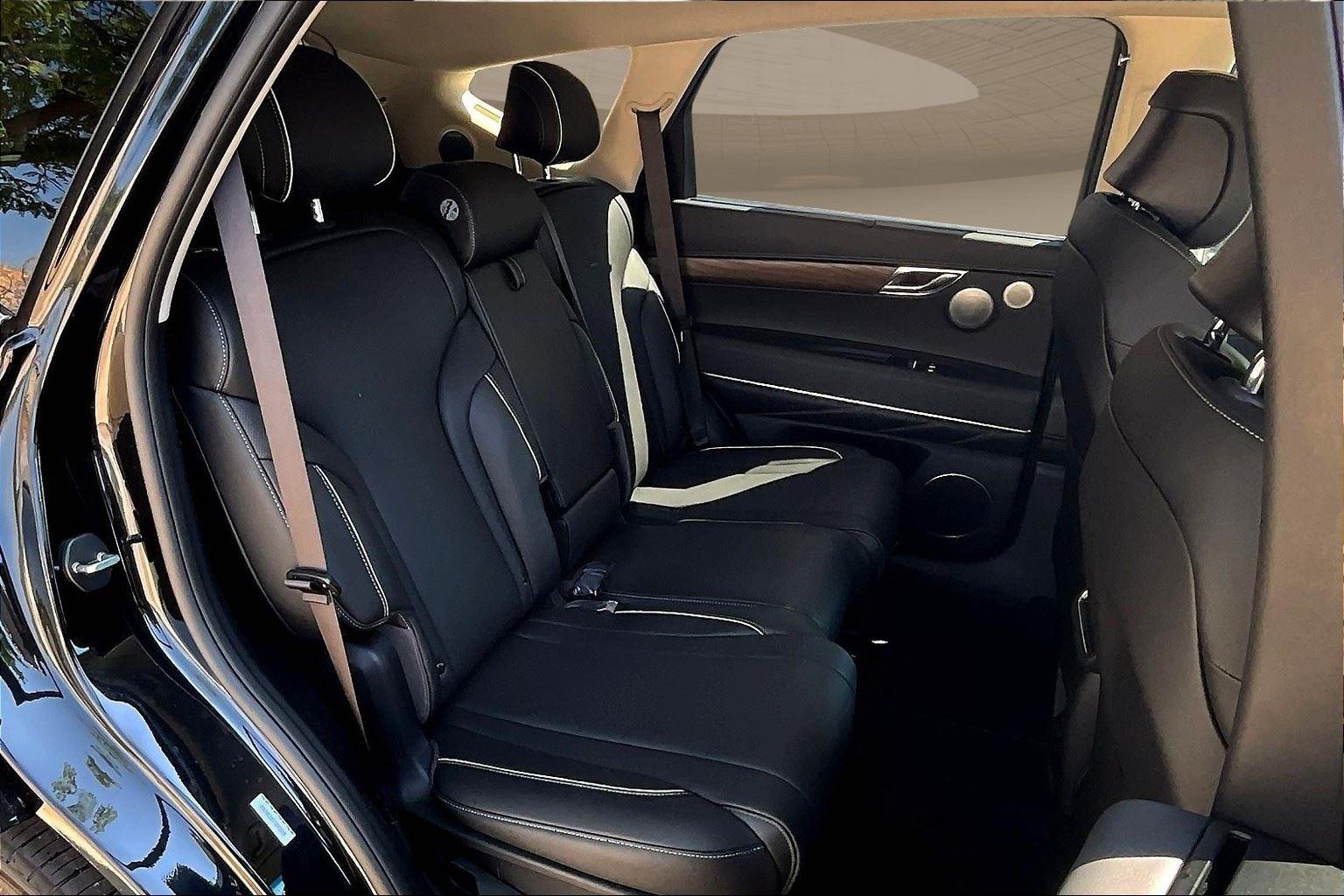 2025 Genesis GV80 3.5T Prestige photo 30