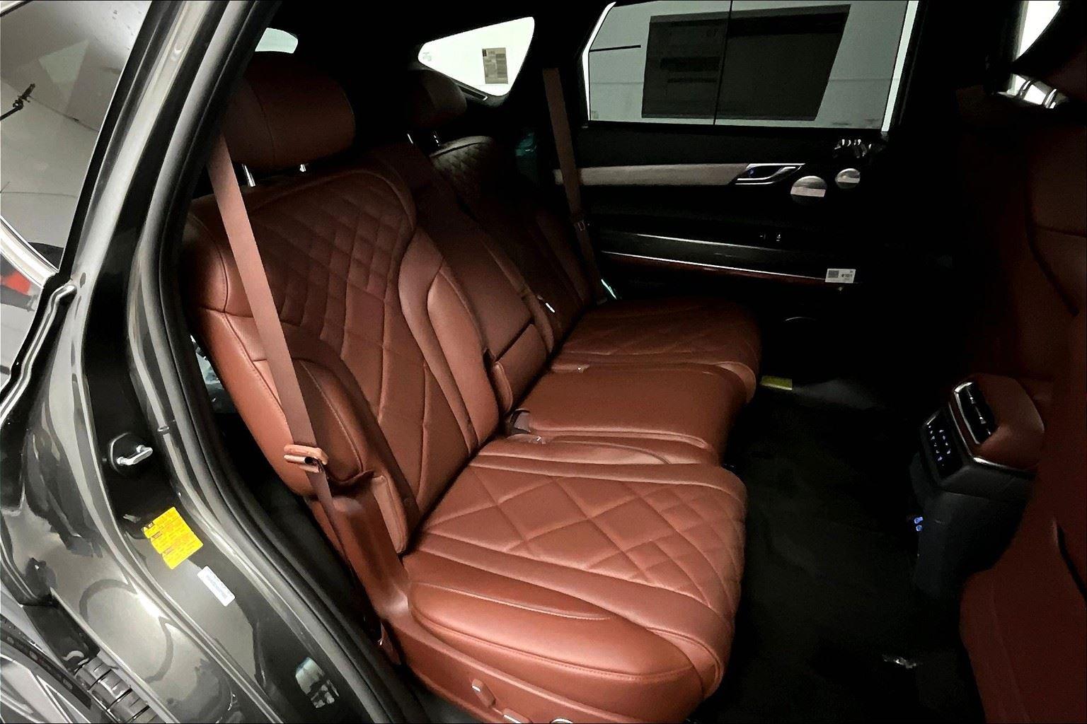 2025 Genesis GV80 3.5T Prestige photo 8