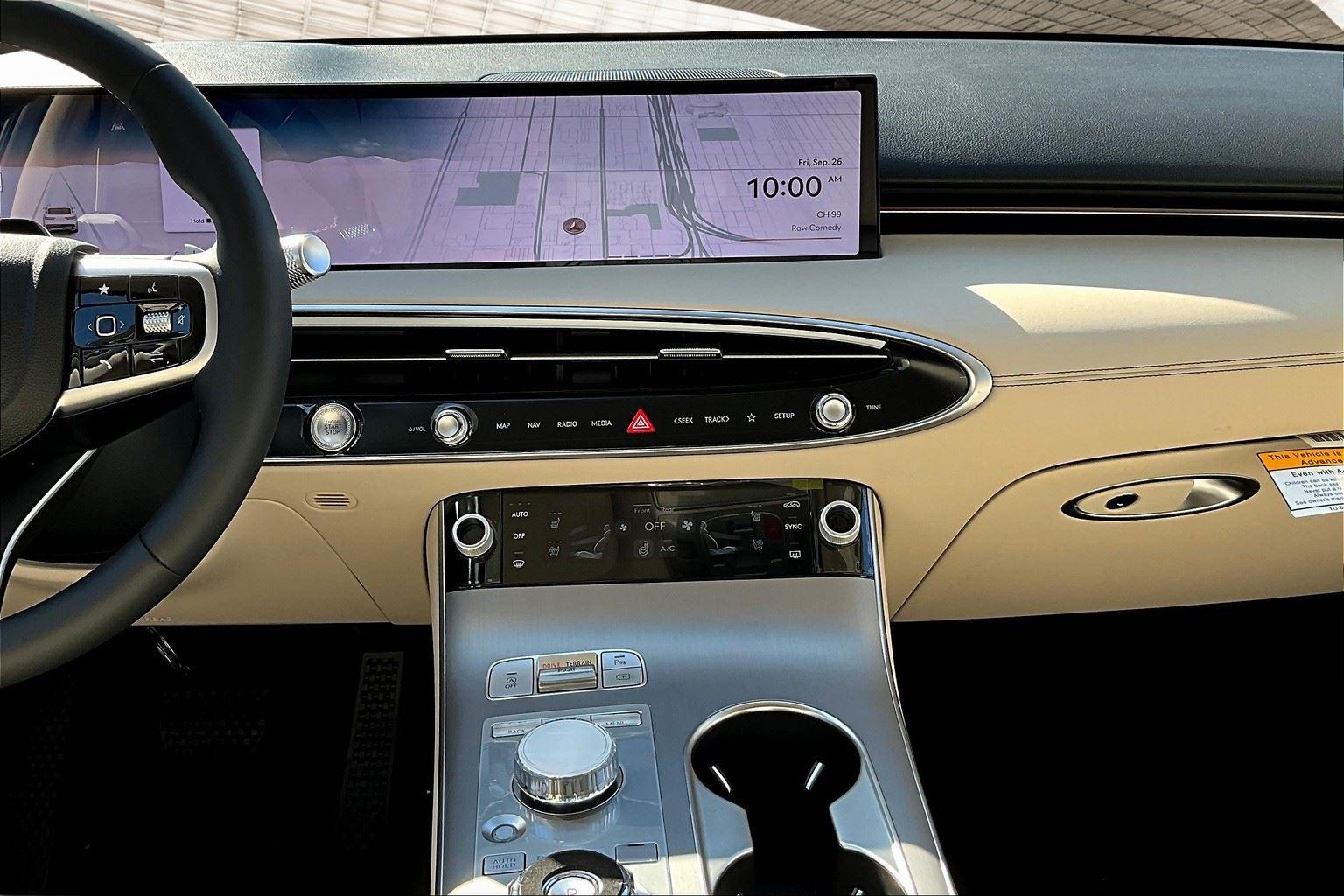2026 Genesis GV70 2.5T Advanced photo 7