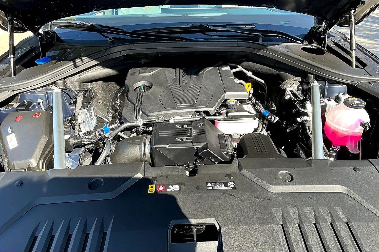 2026 Genesis GV70 2.5T Advanced photo 10