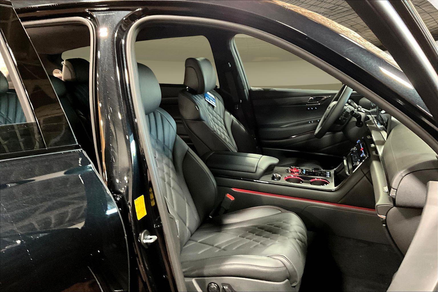 2026 Genesis GV80 3.5T Prestige photo 6