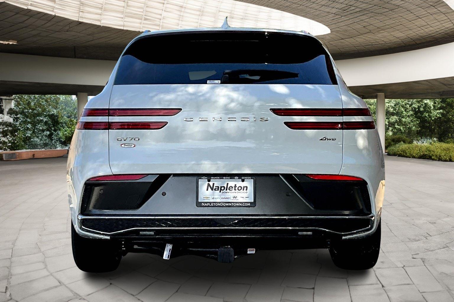 2026 Genesis GV70 2.5T Advanced photo 4