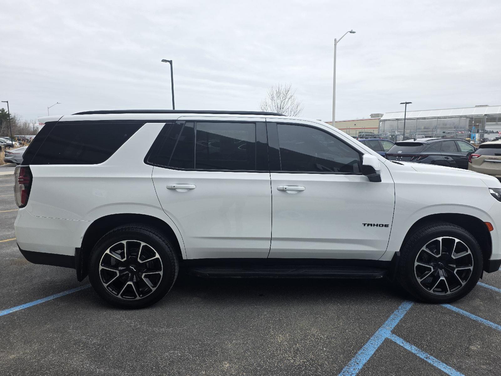 View vehicle photo 6