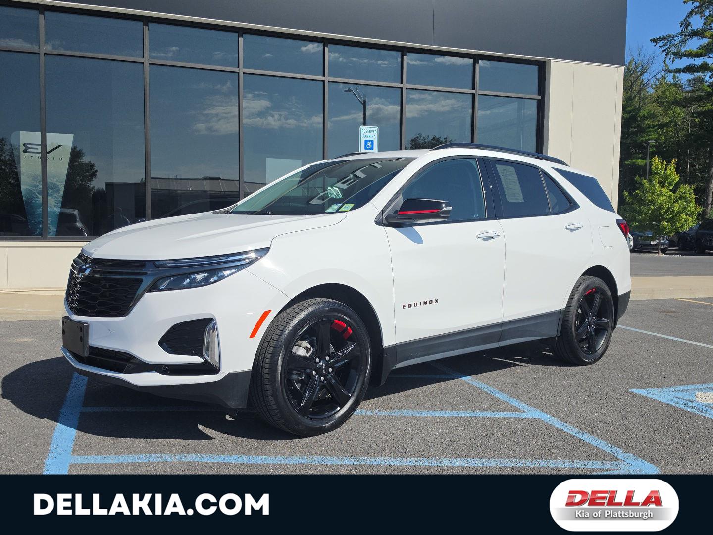 Summit White 2022 Chevrolet Equinox SUV / Crossover Four-Wheel Drive 6-Speed Automatic Overdrive