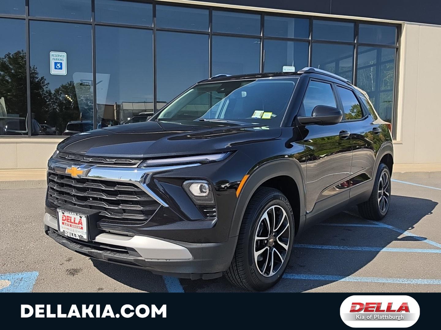 Mosaic Black Metallic 2025 Chevrolet Trailblazer SUV / Crossover Four-Wheel Drive 9-Speed Automatic