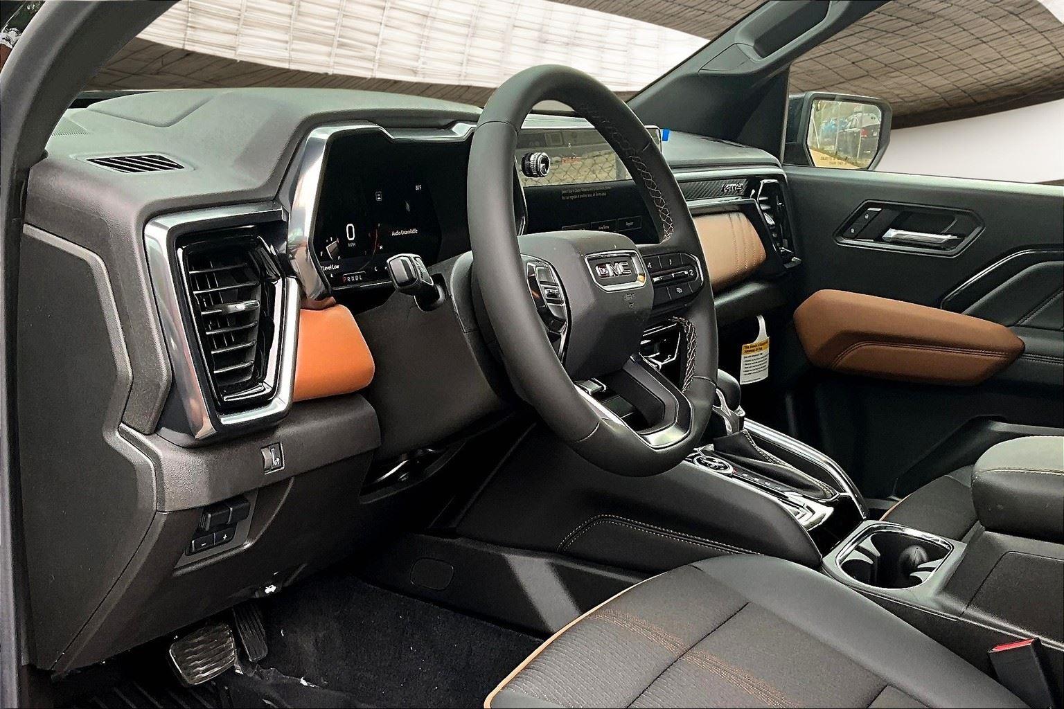 2025 Gmc Canyon AT4 photo 6