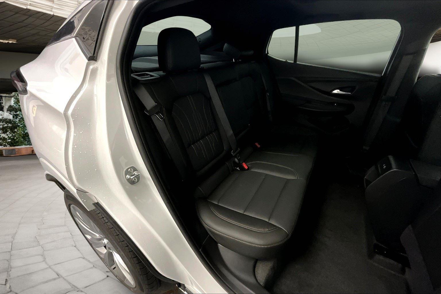 2025 Buick Envista Avenir photo 9
