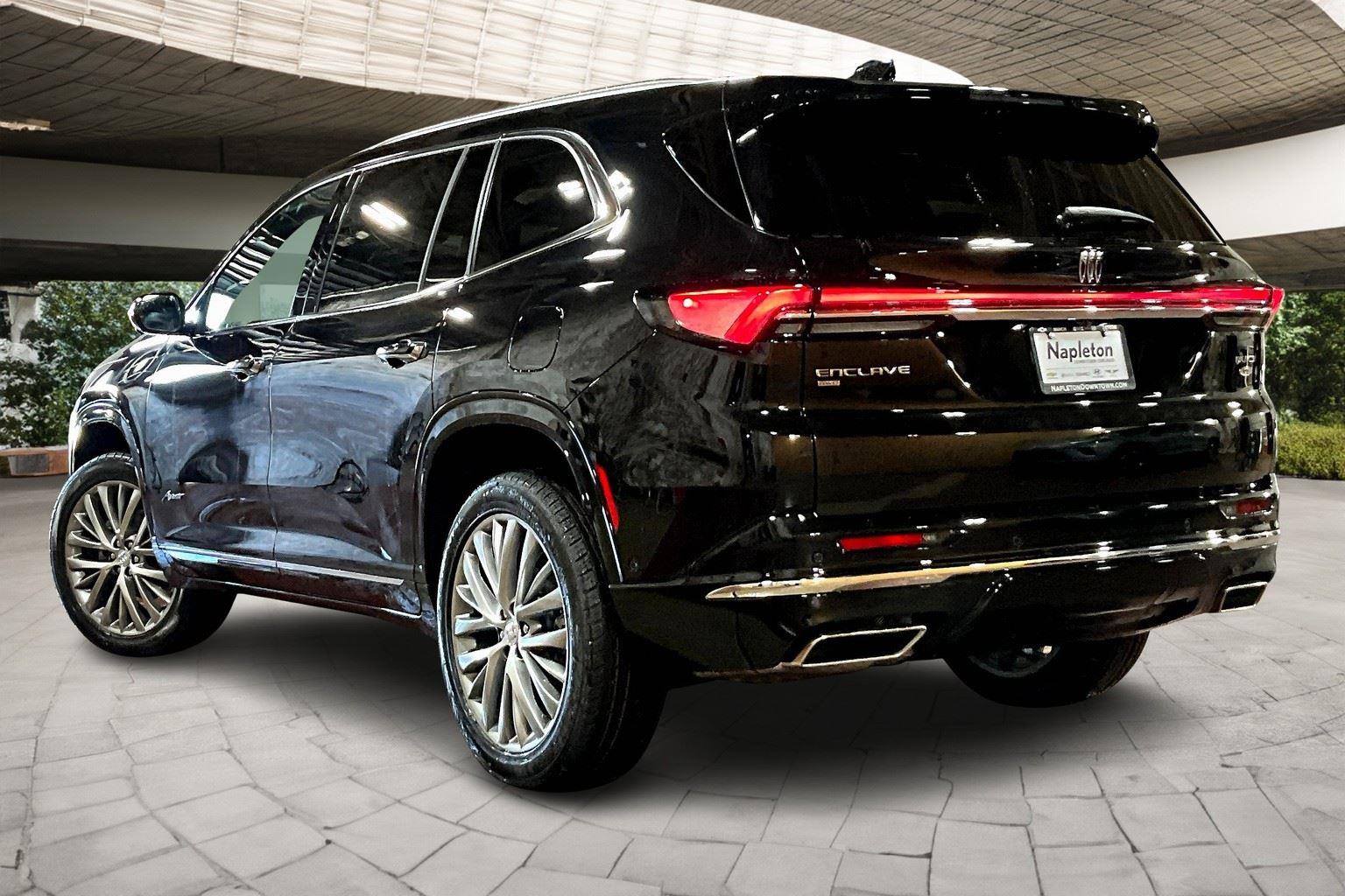 2026 Buick Enclave Avenir photo 2