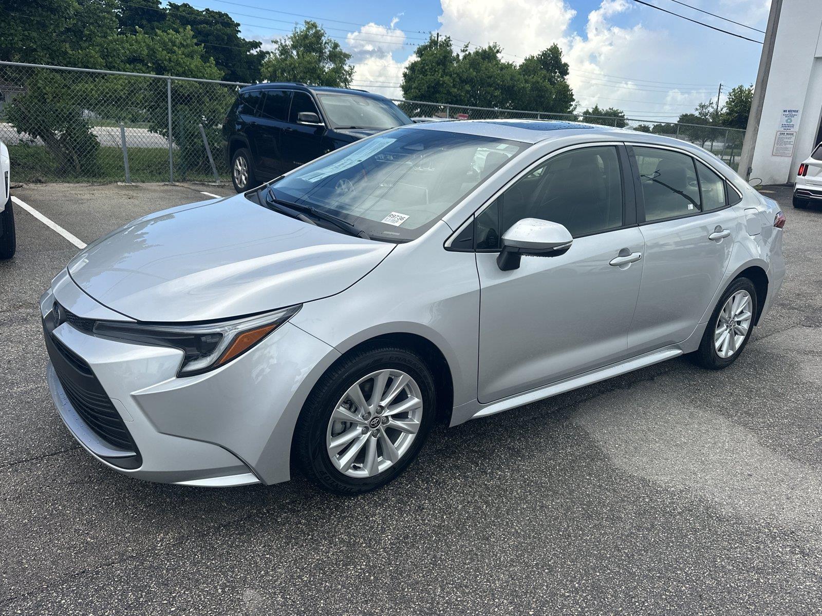 Classic Silver Metallic 2025 Toyota Corolla Hybrid Sedan Front-Wheel Drive Continuously Variable Transmission