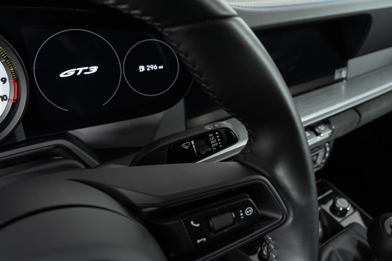 2022 Porsche 911 GT3 - Photo 37
