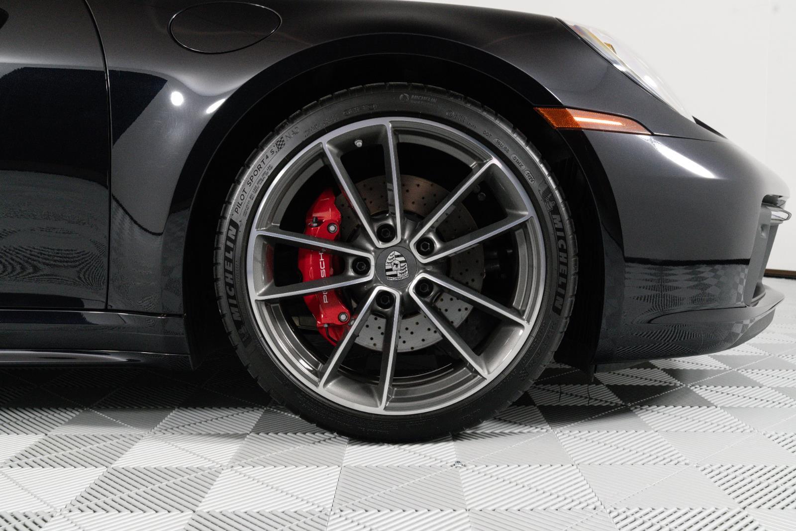2024 Porsche 911 - Photo 19