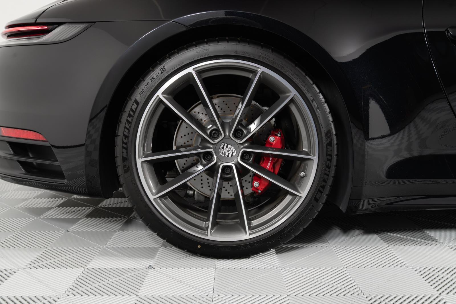 2024 Porsche 911 - Photo 20