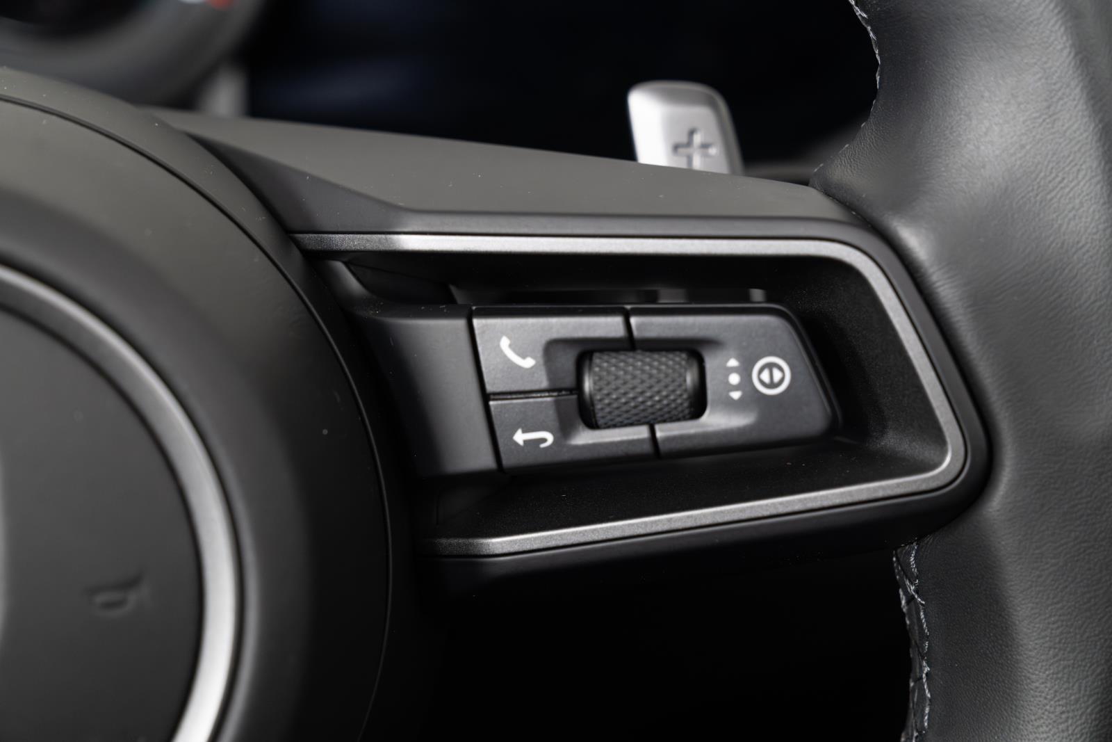 2024 Porsche 911 - Photo 29