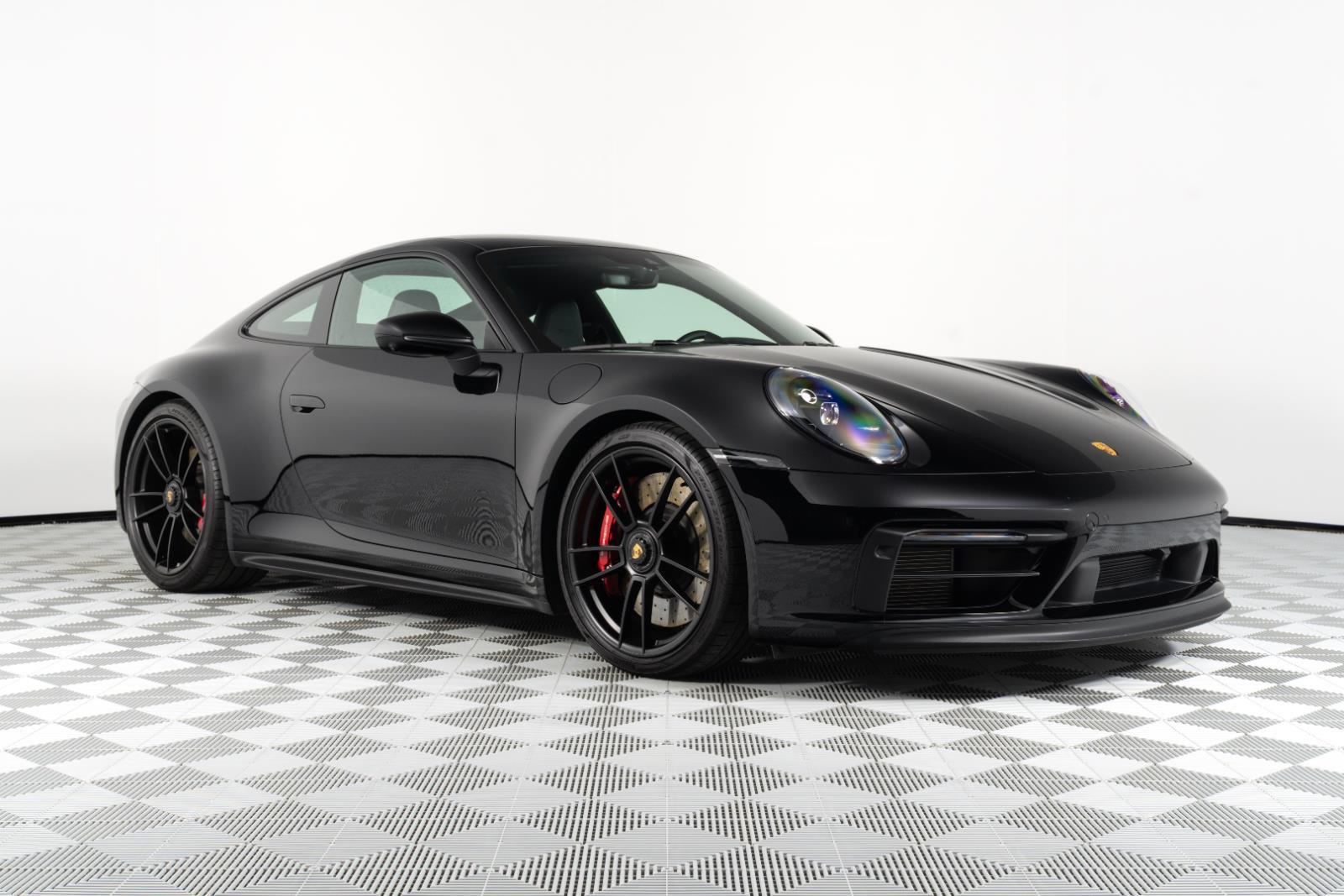 2022 Porsche 911 Carrera GTS Coupe's photo
