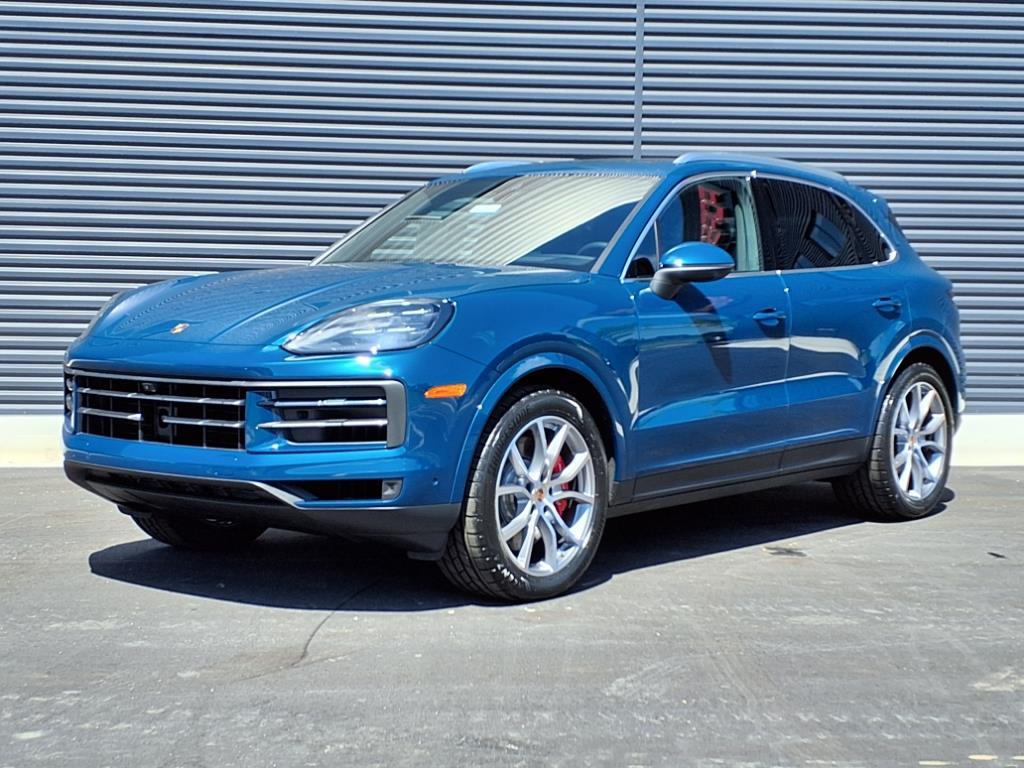 2025 Porsche Cayenne S AWD
