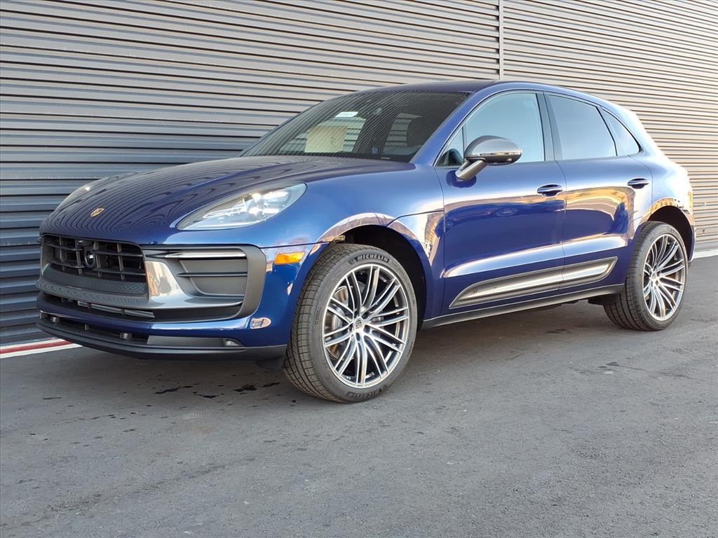 2026 Porsche Macan T AWD