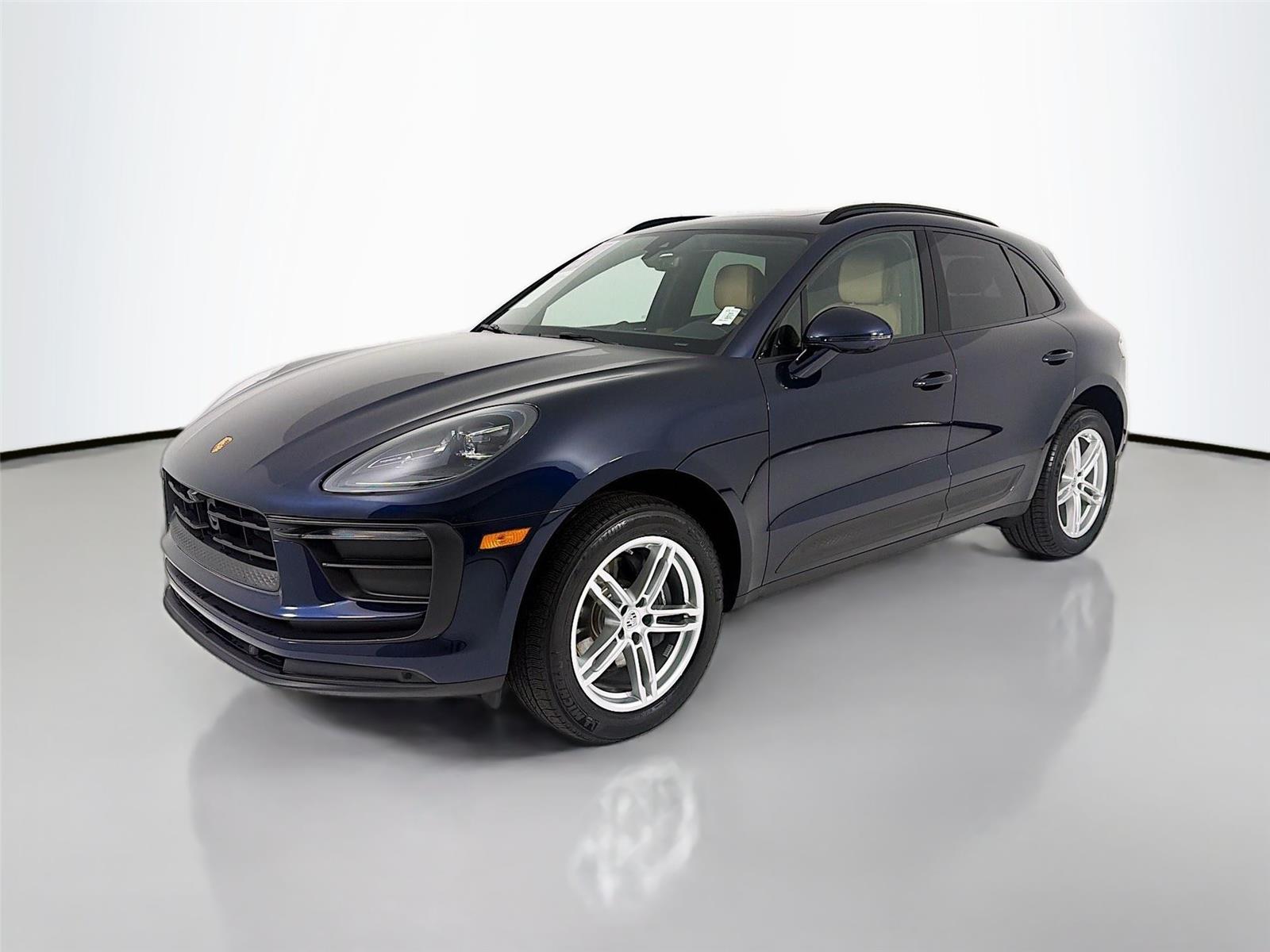 2023 Porsche Macan AWD