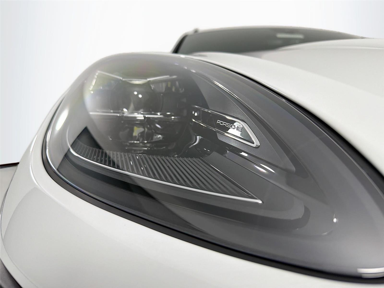 New 2026 White Porsche S image 24