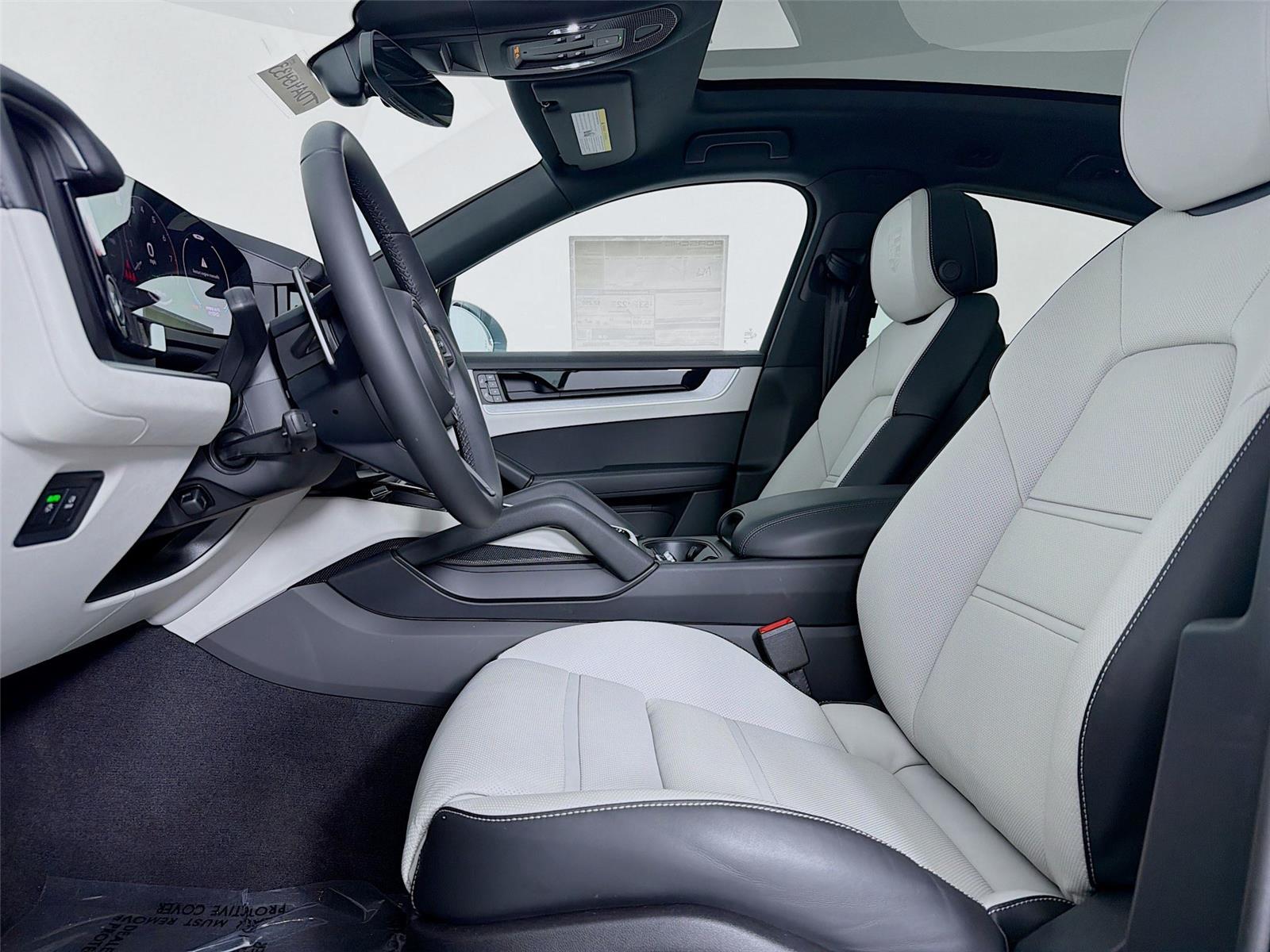 New 2026 Arctic Grey Porsche E-Hybrid Coupe image 5