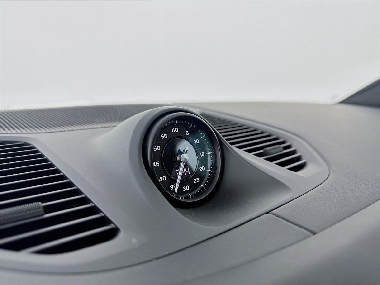 New 2026 Arctic Grey Porsche E-Hybrid Coupe image 12