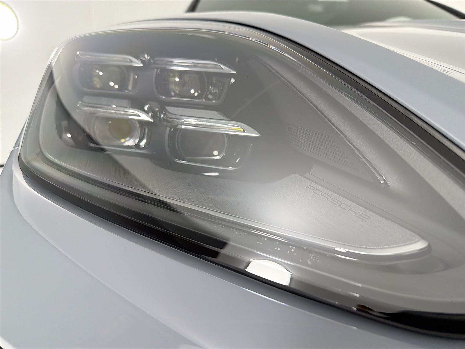New 2026 Arctic Grey Porsche E-Hybrid Coupe image 24