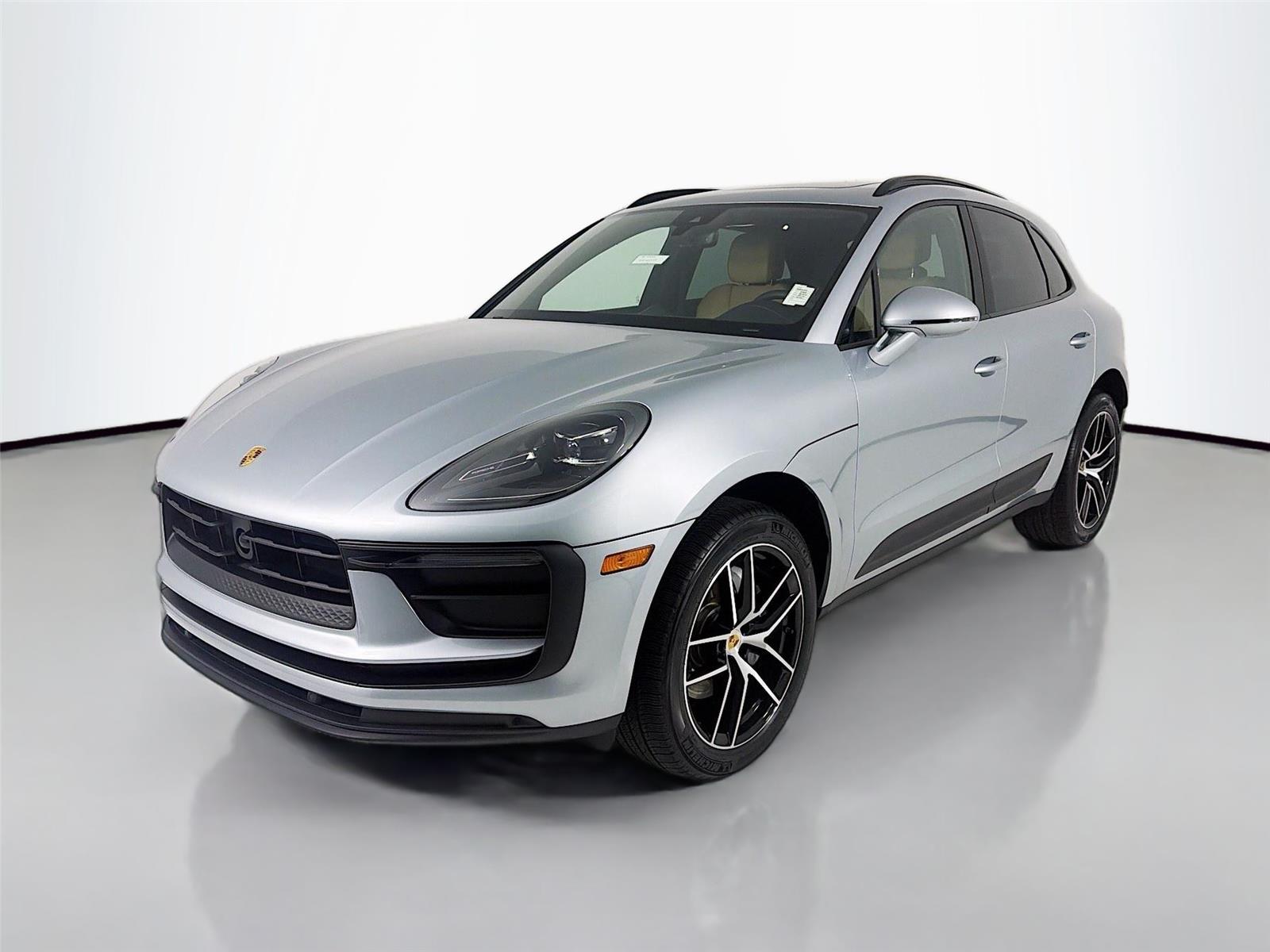 2025 Porsche Macan AWD