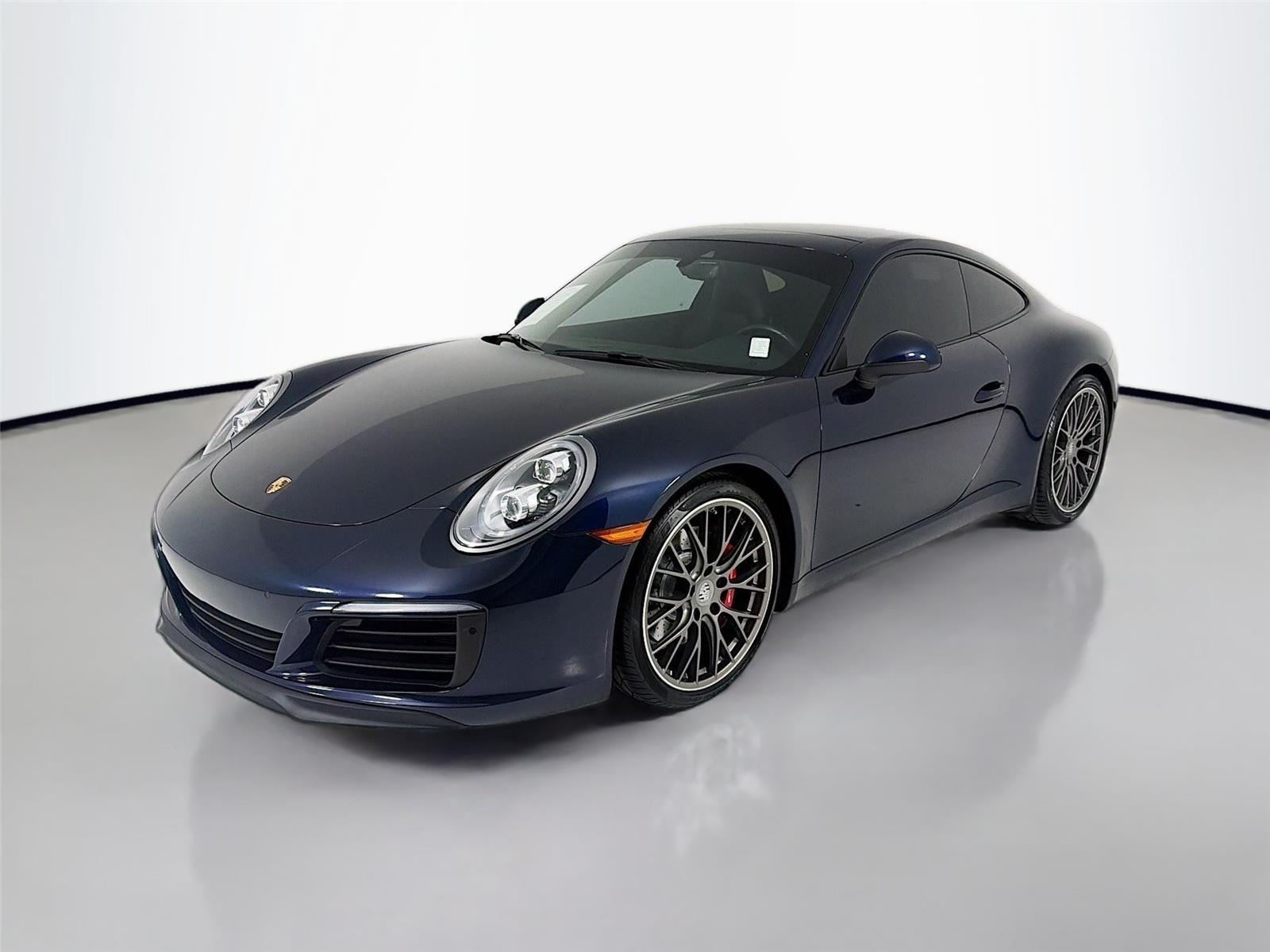 2018 Porsche 911 Carrera S Coupe RWD