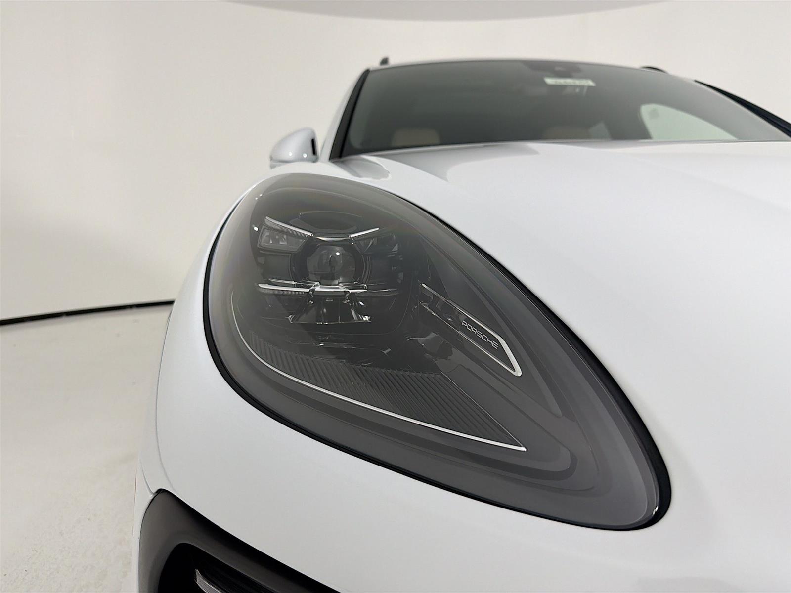 New 2026  PORSCHE  image 31
