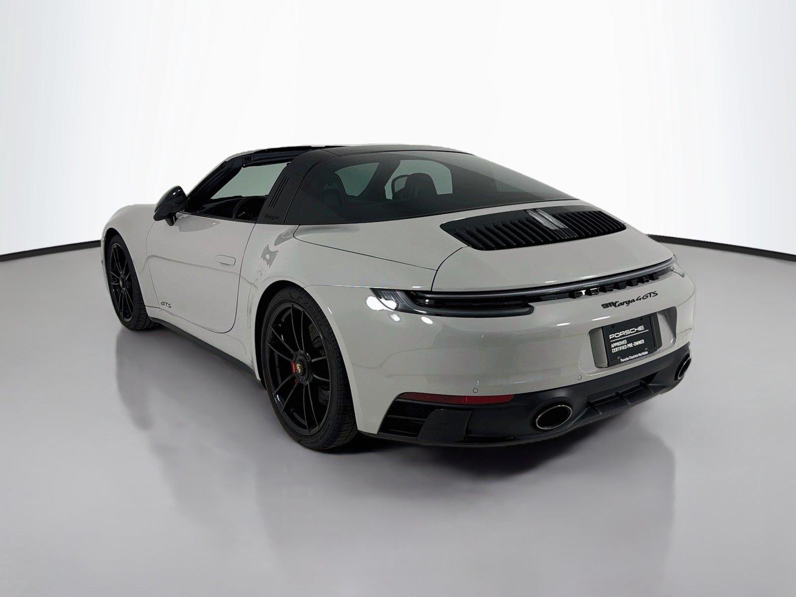 Used 2022 Chalk Porsche 4S image 3