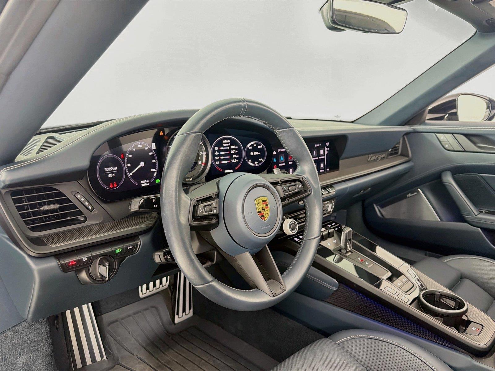 Used 2022 Chalk Porsche 4S image 4