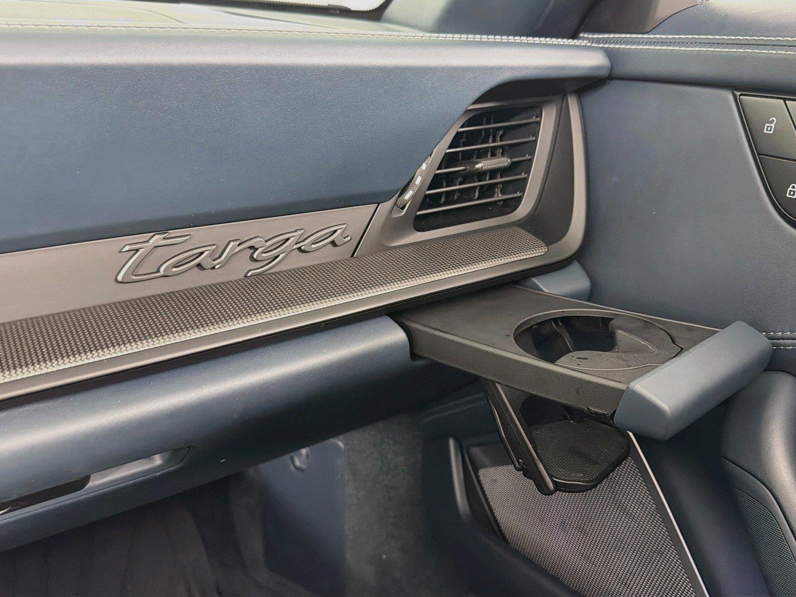 Used 2022 Chalk Porsche 4S image 26