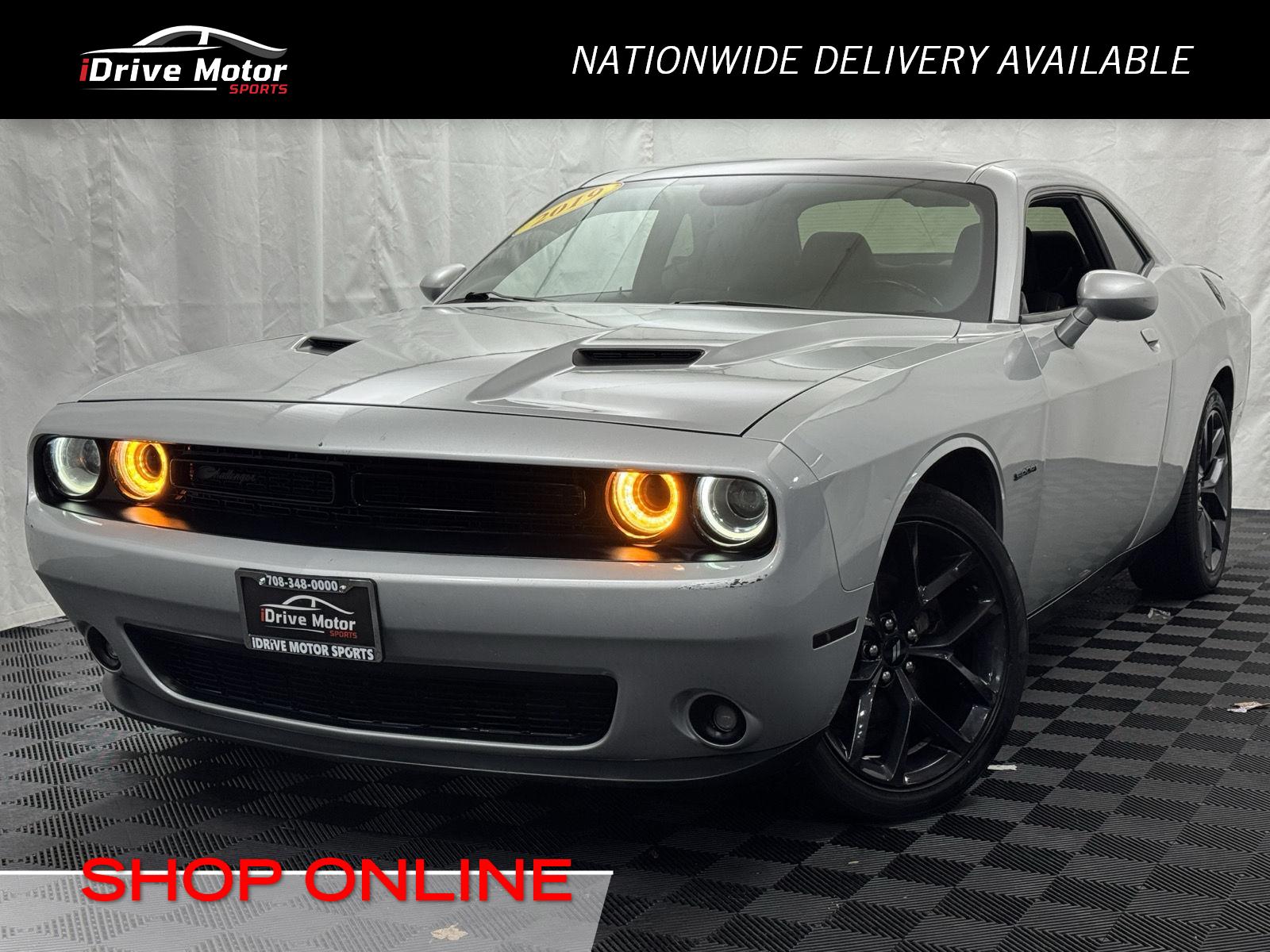 2019 Dodge Challenger SXT Auto's photo