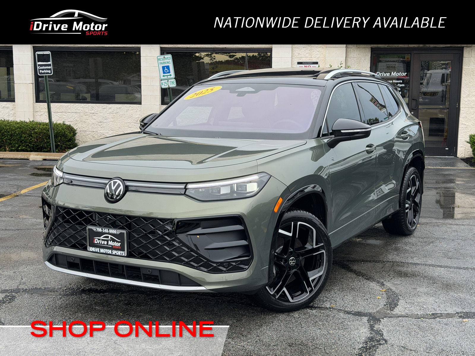 2025 Volkswagen Tiguan 2.0T SEL R-Line 4Motion's photo